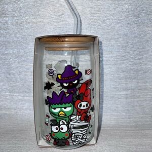 Hello Kitty halloween glass tumbler with lid and straw.